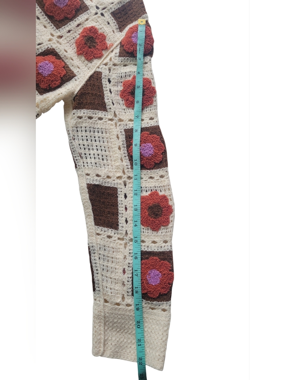 Everleigh Patchwork Granny Boho Retro Square Floral Cropped Cardigan Sz M - Picture 10 of 10
